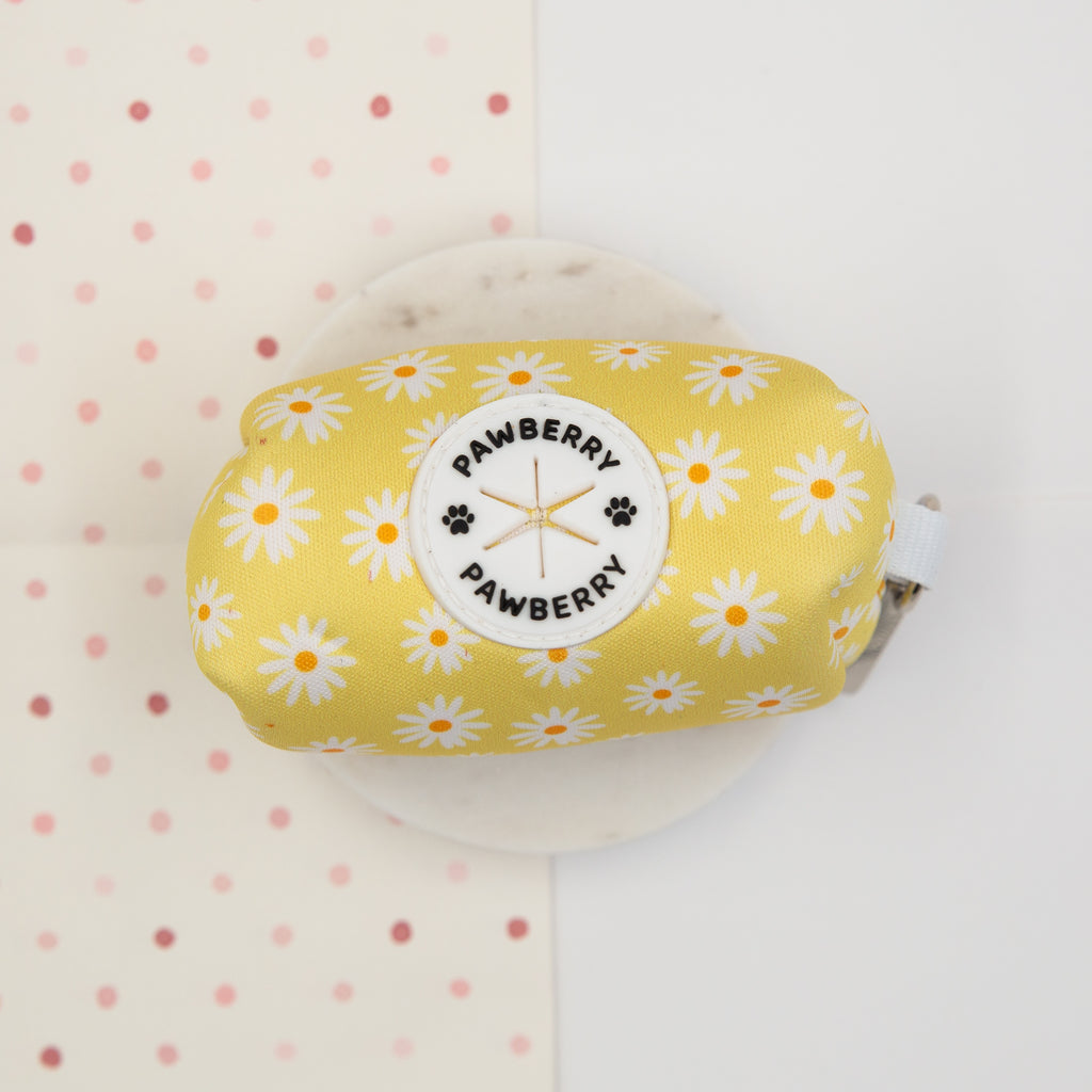 диспенсър торбички куче daisy love pawberry dispenser torbichki kuche кучешки маргаритки жълт аксесоари за кучета българия